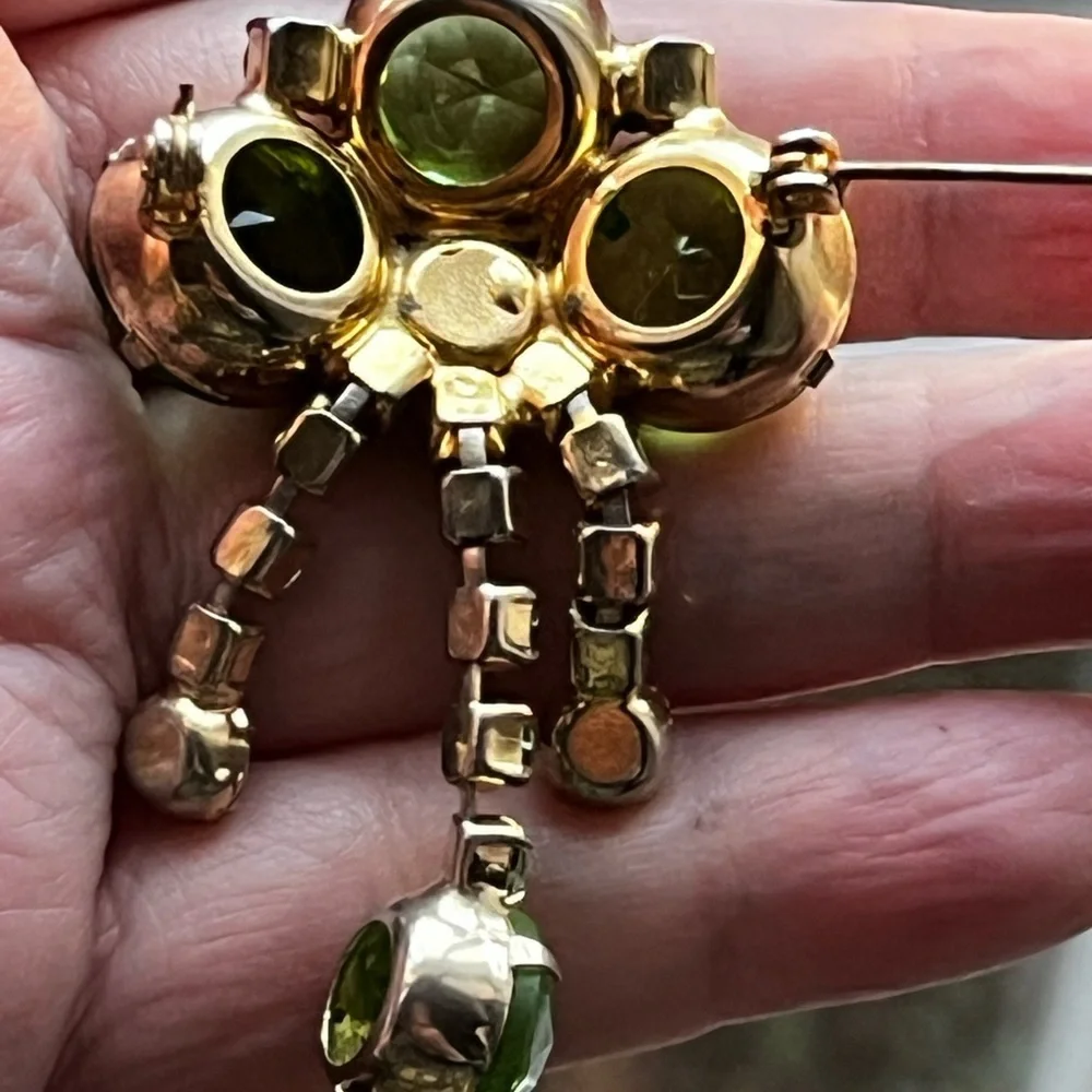 Peridot Brooch Vintage Austria Green Gold Tone Openwork Pin..